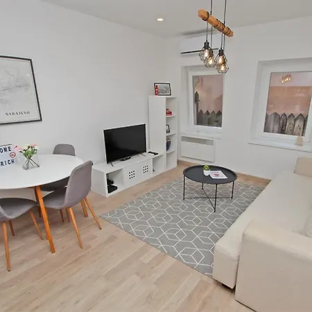 Morich In The Heart Of Old Town With Garden Apartament Sarajewo