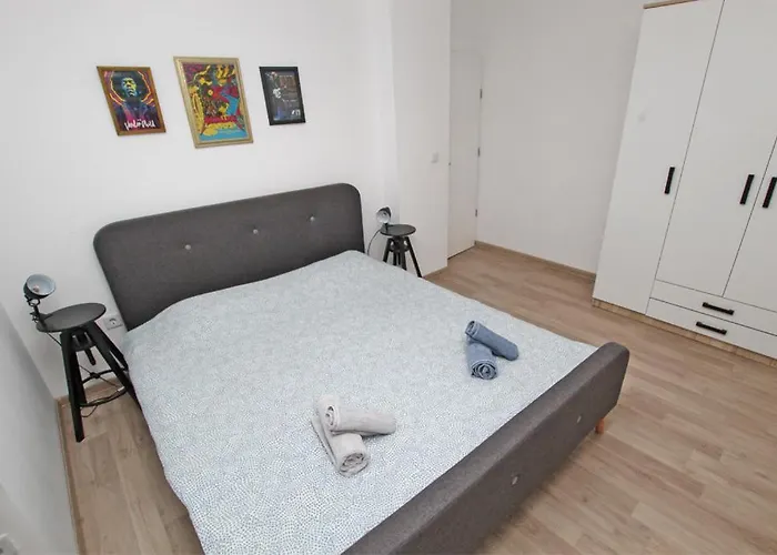 Apartament Morich In The Heart Of Old Town With Garden